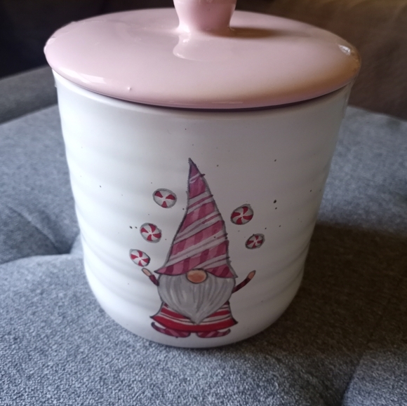 NWOT Peppermint and Pine Gnomb Container - Picture 3 of 6